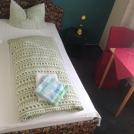 Gasthof Stadt Brandenburg Gæstehus